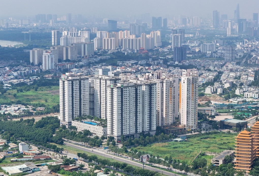 Nhà đầu tư căn hộ chịu áp lực thanh khoản: Vì sao nhiều người muốn bán nhanh để thu hồi vốn?